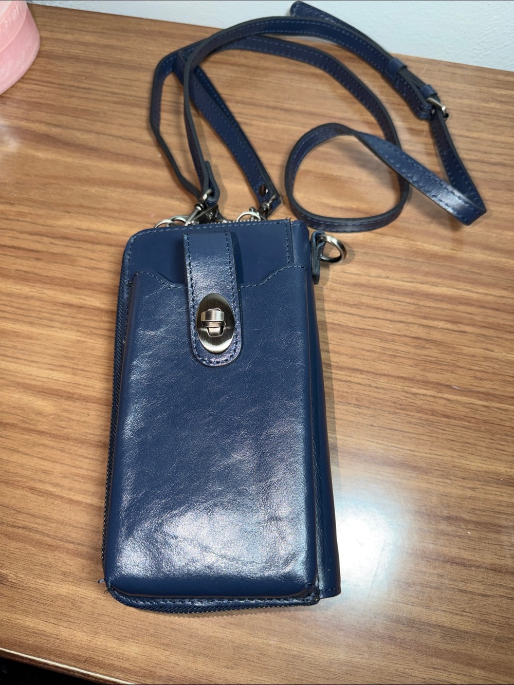 Patricia Nash Leather Phone Crossbody Wallet - Navy New Without Tags - Picture 2 of 3